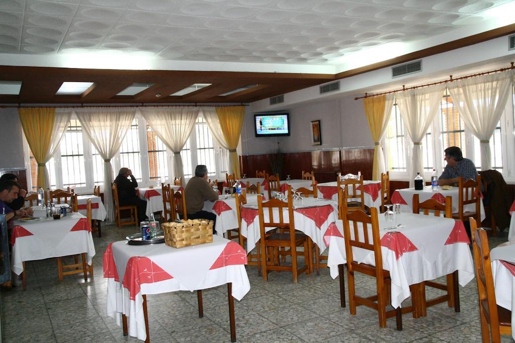 Hostal Asturias Харилья Экстерьер фото