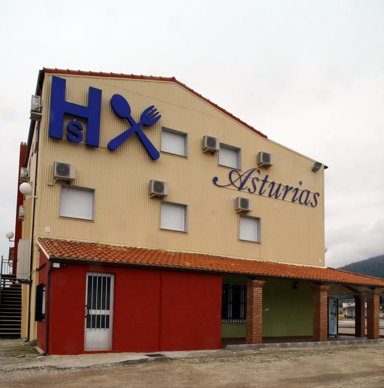 Hostal Asturias Харилья Экстерьер фото
