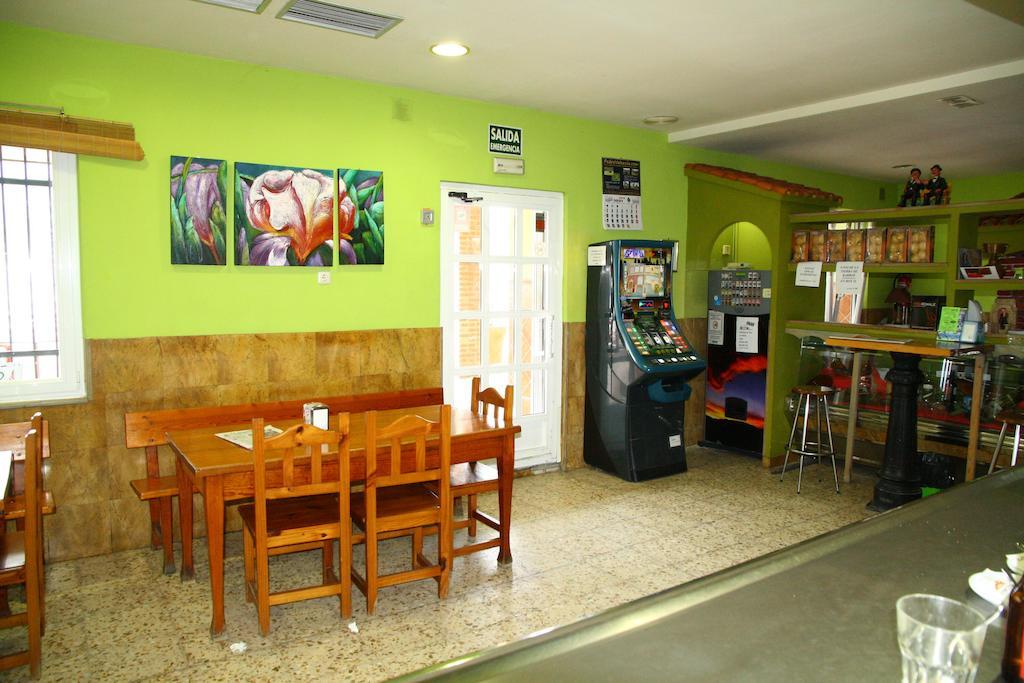 Hostal Asturias Харилья Экстерьер фото